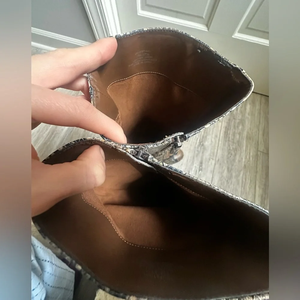 Gorgeous Snakeskin Tall Boots - Picture 6 of 9